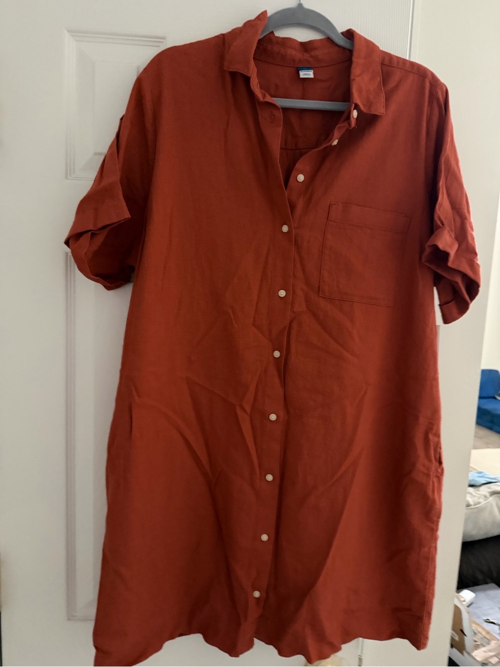 Old Navy Men's Short-Sleeve Button-Down Shirt in Rust
